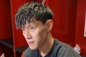 曾凡博：在场上的每一秒都要体现作用 周琦在场时让我们更有信心