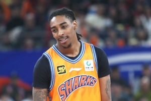 薛思佳：无论布莱德索伤势结果如何 多诺万-威廉姆斯都将确认离队