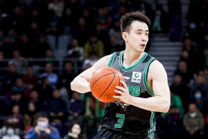 付政浩：从CBA联赛层面 赵继伟当属综合成就最高的本土控卫️