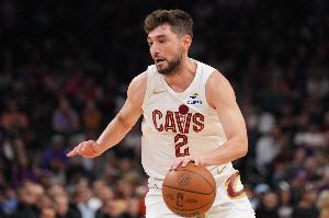 首发实力！杰罗姆仅出战21分钟 15中9砍25分2板3助&三分5中4