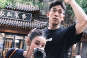 好好享受假期！陆文博晒与妻子同游西安的照片