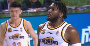 罚球得好好练一下！奥利弗半场5中3&罚球仅4中1拿8分3板2助