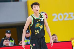 离谱！半场广厦24罚15中&命中率62.5% 辽宁20罚9中&命中率45%