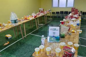 馋了博主：青岛赛区为客场球迷准备了肯德基，太想不到了