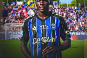 记者：外租比萨期间表现出色，国米球探现场考察小将阿金桑米罗